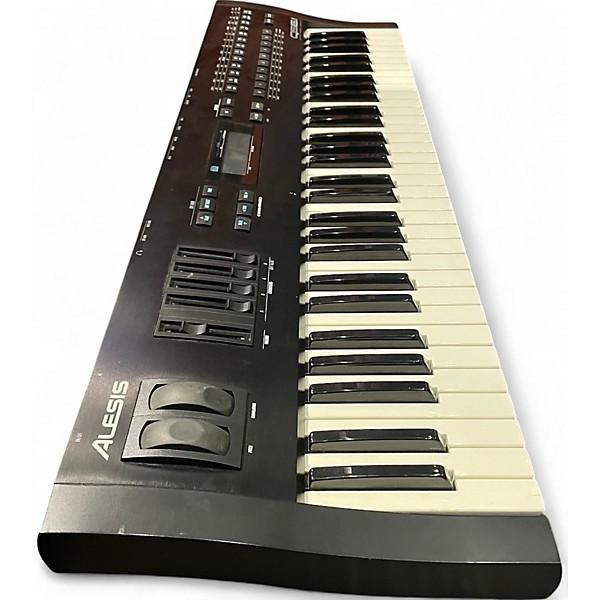 Used Alesis QS6.1 Keyboard Workstation | Guitar Center