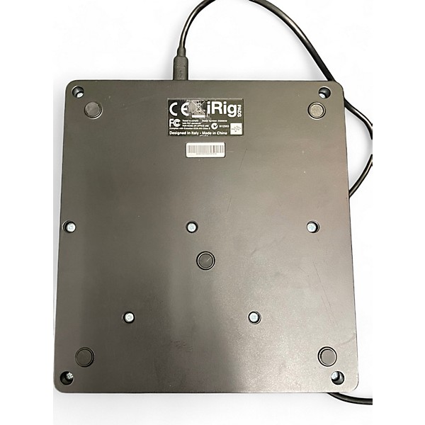 Used IK Multimedia i rig pads Production Controller