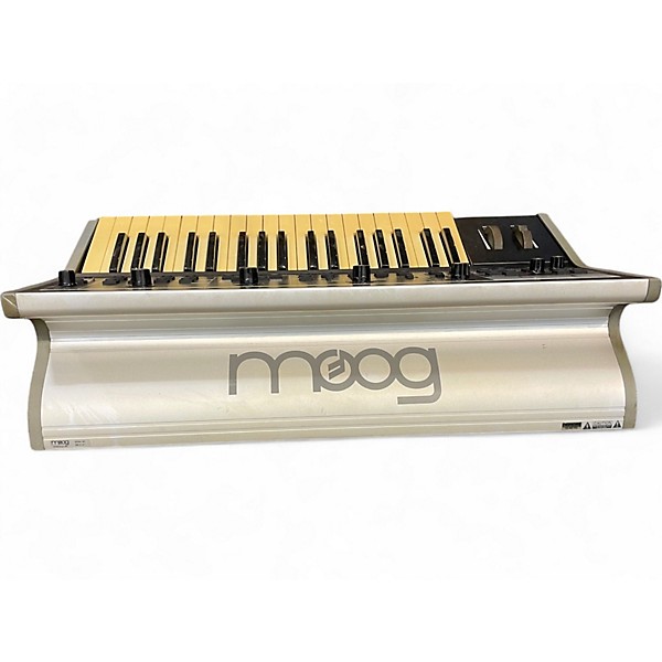 Used Moog LPT005 Little Phatty Stage II Synthesizer | Guitar