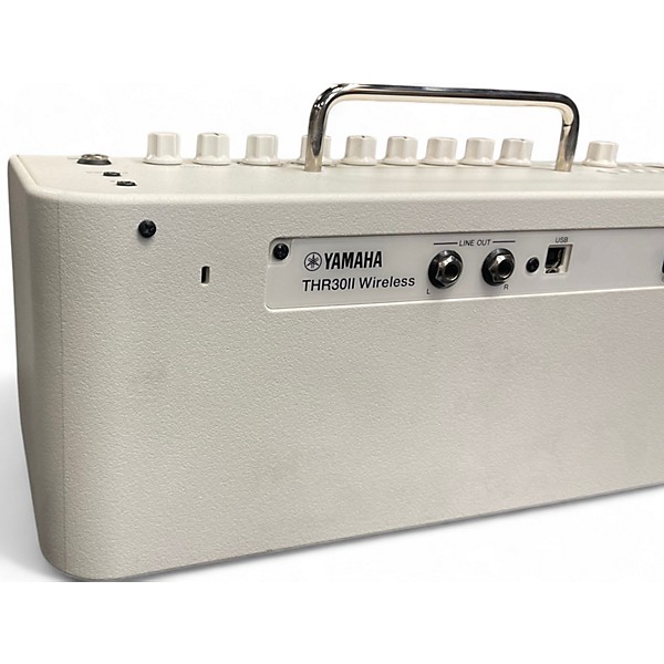 Used Yamaha THR30II WIRELESS WHITE Guitar Combo Amp