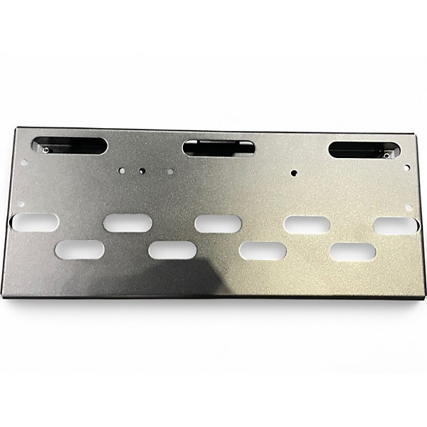 Used Voodoo Lab DINGBAT SMALL Pedal Board