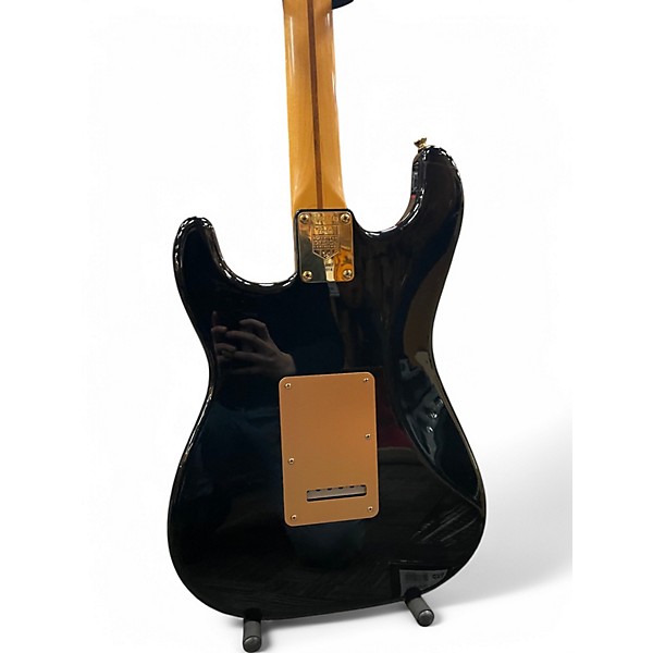 Used 2014 Fender AMERICAN DESIGN EXPERIENCE STRATOCASTER Black Solid Body Electric Guitar