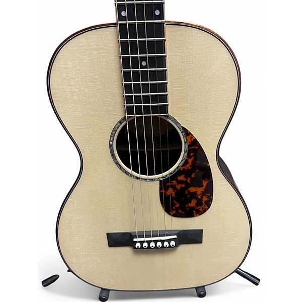 Used Larrivee P09 Custom Ultimate Parlor Natural Acoustic Guitar