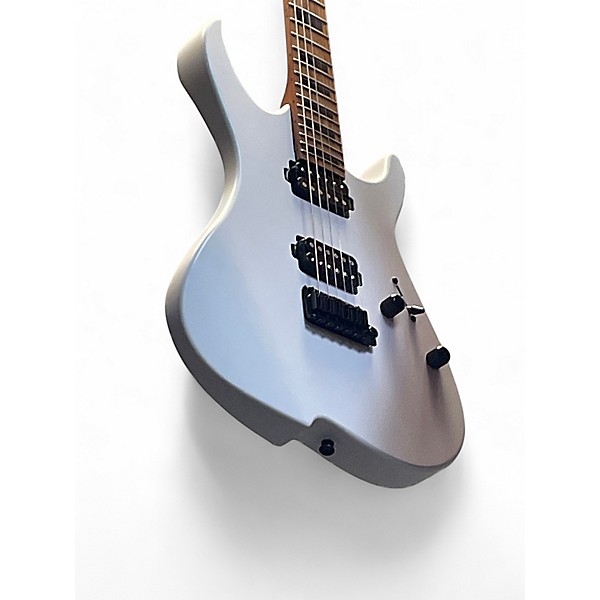 Used Vola OZ 24 SRM White Solid Body Electric Guitar