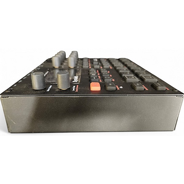 Used Elektron Syntakt Synthesizer