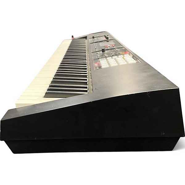 Used Roland FA08 Keyboard Workstation