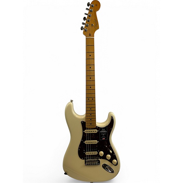 Used Fender American Professional II Stratocaster Classic White Solid Body Electric Guitar