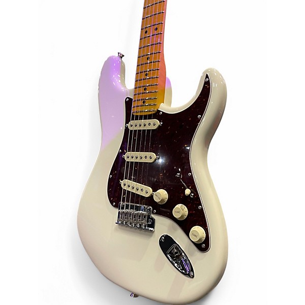 Used Fender American Professional II Stratocaster WHITE Solid Body Electric Guitar