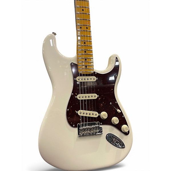 Used Fender American Professional II Stratocaster WHITE Solid Body Electric Guitar