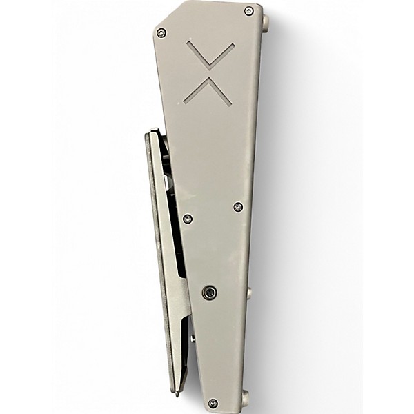 Used Line 6 Helix LT Effect Processor