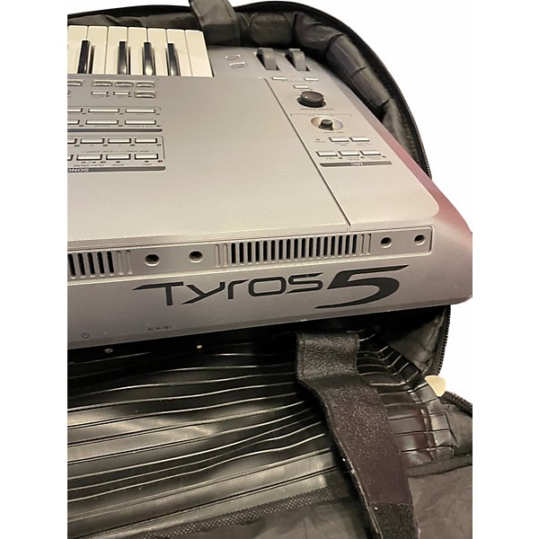 Used Yamaha Tyros 5 76 Key Arranger Keyboard