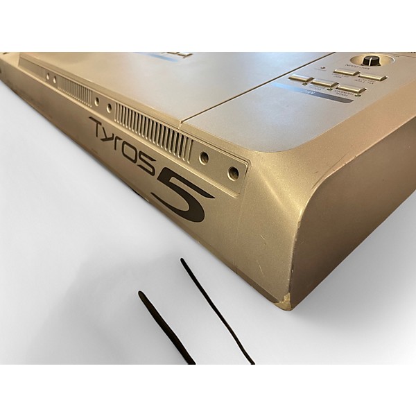 Used Yamaha Tyros 5 76 Key Arranger Keyboard