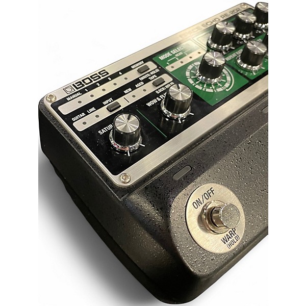 Used BOSS RE-202 Effect Pedal