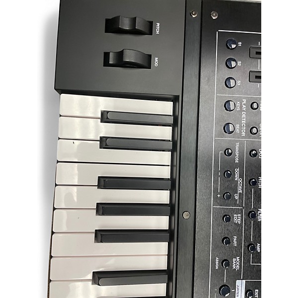 Used Roland jupiter xm Synthesizer