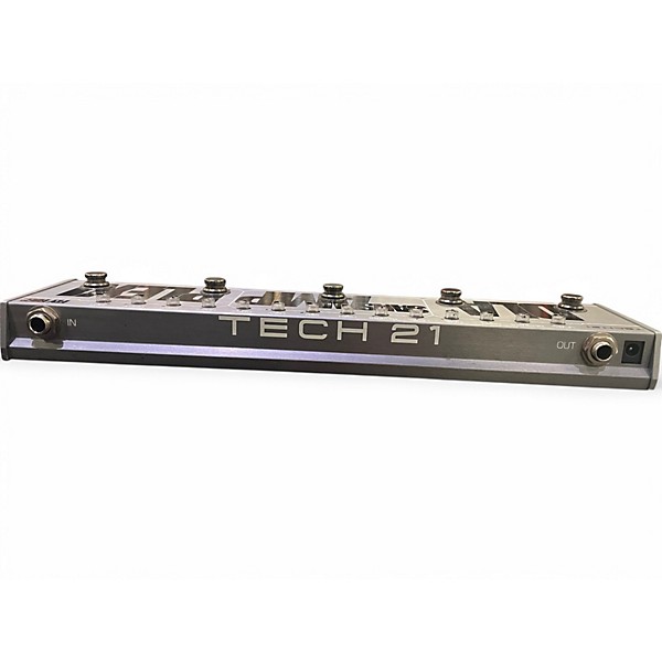 Used Tech 21 Fly Rig 5 SansAmp Effect Processor