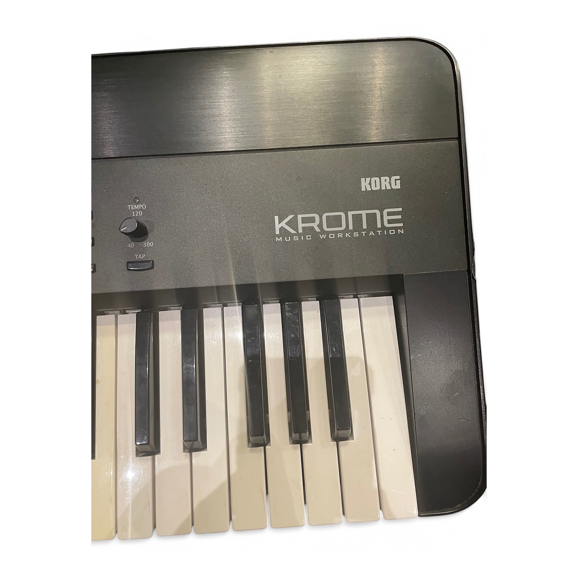 Used KORG Krome 73 Key Keyboard Workstation | Guitar Center
