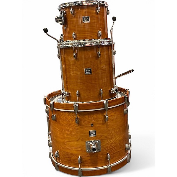 Used 2008 Yamaha 3 Piece Oak Custom Amber Drum Kit
