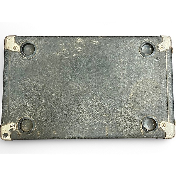 Used Fender Sound Column 4-8 Pair Guitar Cabinet