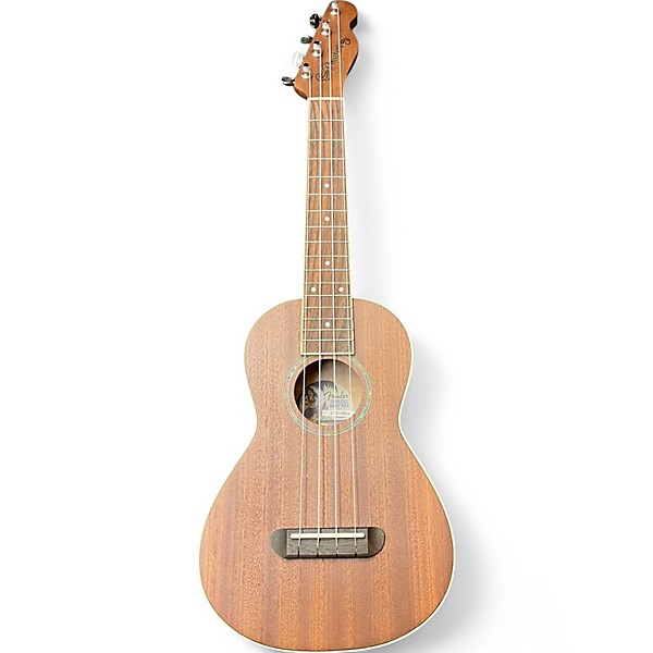 Used Fender Mino'Aka Concert Natural Ukulele