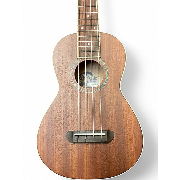 Used Fender Mino'Aka Concert Natural Ukulele