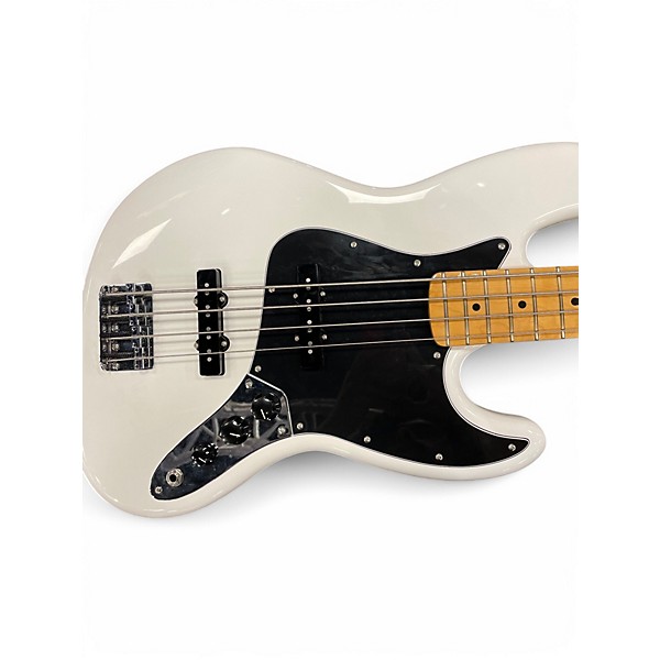 Used Fender Player Jazz Bass Alpine White Electric Bass Guitar