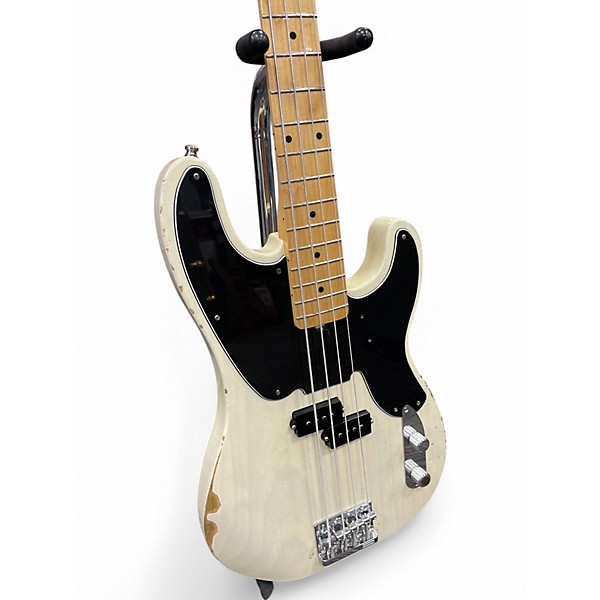 Used Fender Mike Dirnt Road Worn Precision Bass WHITE Electric Bass Guitar