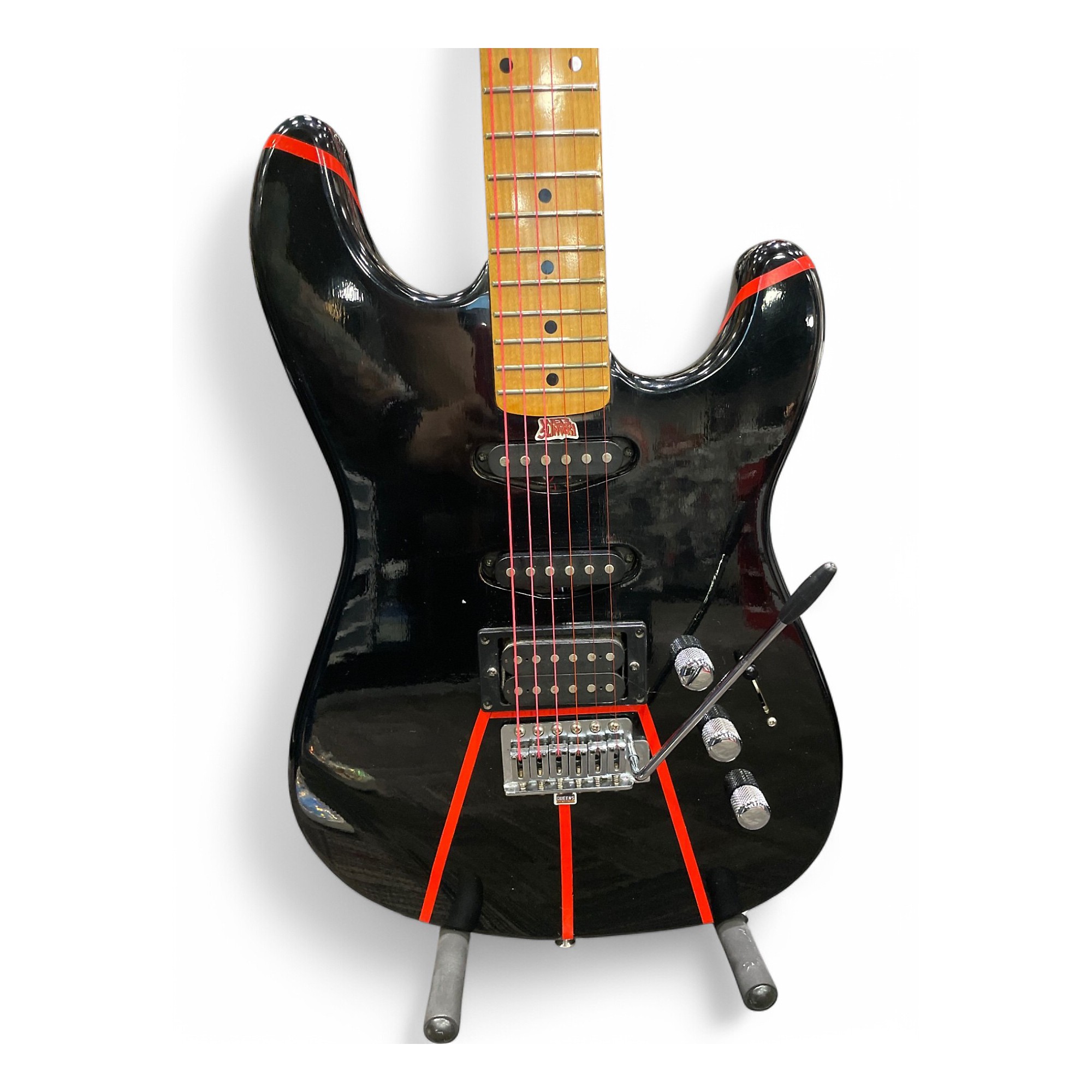 Squier037-3553-