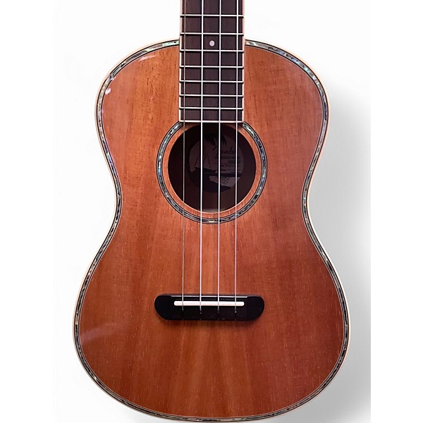 Used Fender montecito Brown Ukulele