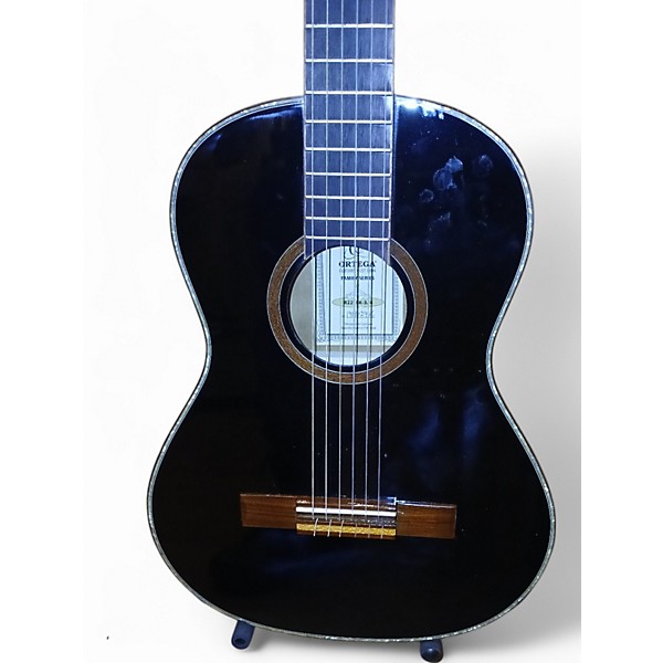 Used Ortega R221BK 3/4 SIZE Black Classical Acoustic Guitar