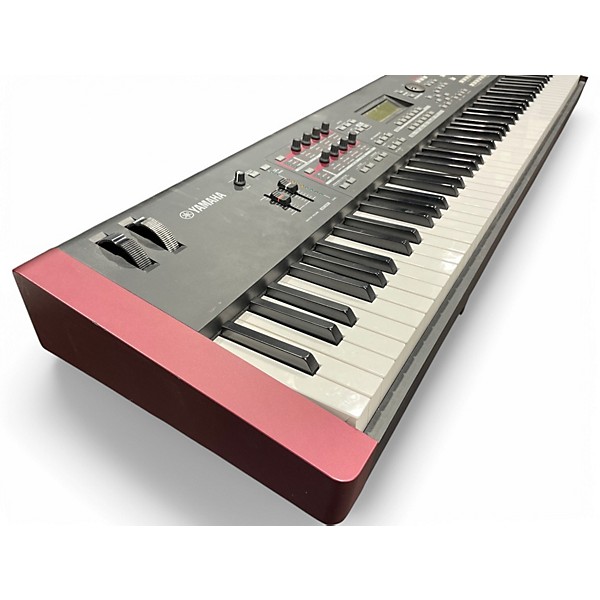 Used Yamaha MOXF8 88 Key Keyboard Workstation