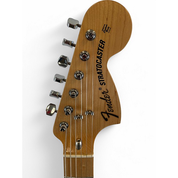 Used Fender Classic Series '70s Stratocaster Natural Solid Body Electric Guitar