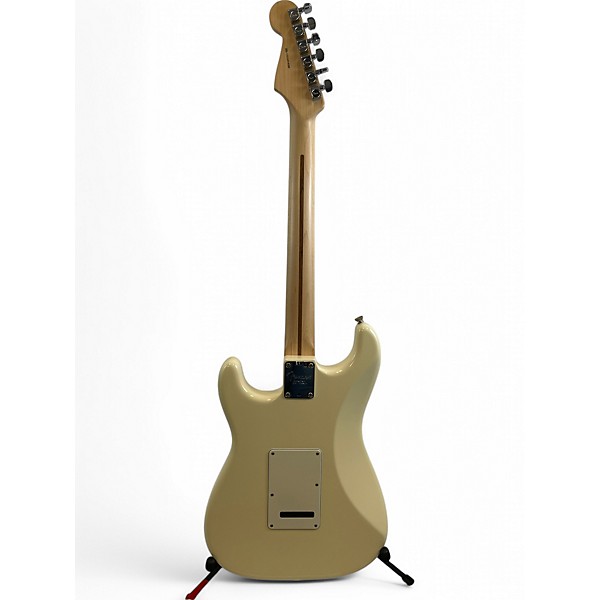 Used Fender American Professional Stratocaster SSS Olympic White Solid Body Electric Guitar