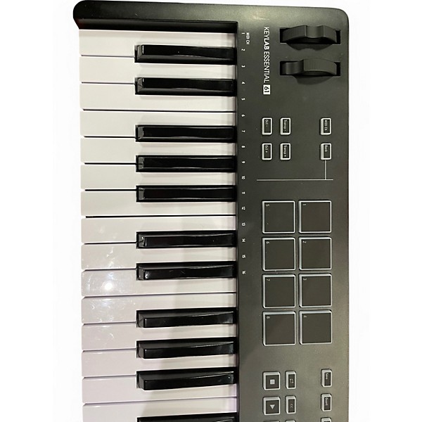 Used Arturia Keylab Essential 61 MIDI Controller