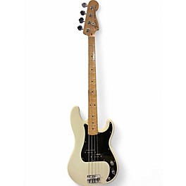 Used Fender Dee Dee Ramone Precision Bass Classic White Electric Bass Guitar
