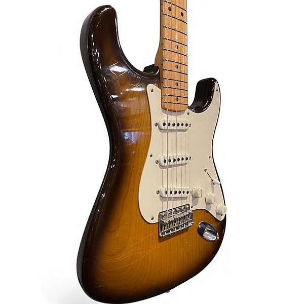 Used 2004 Fender 50th Anniversary Custom Shop Master Built 1954 Stratocaster  2 Tone Sunburst Solid Body Electric Guitar