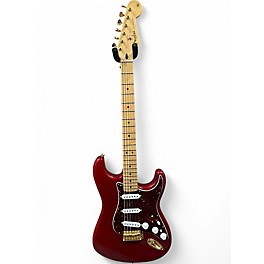 Used 2010 Fender DELUXE STRATOCASTER Candy Apple Red Solid Body Electric Guitar