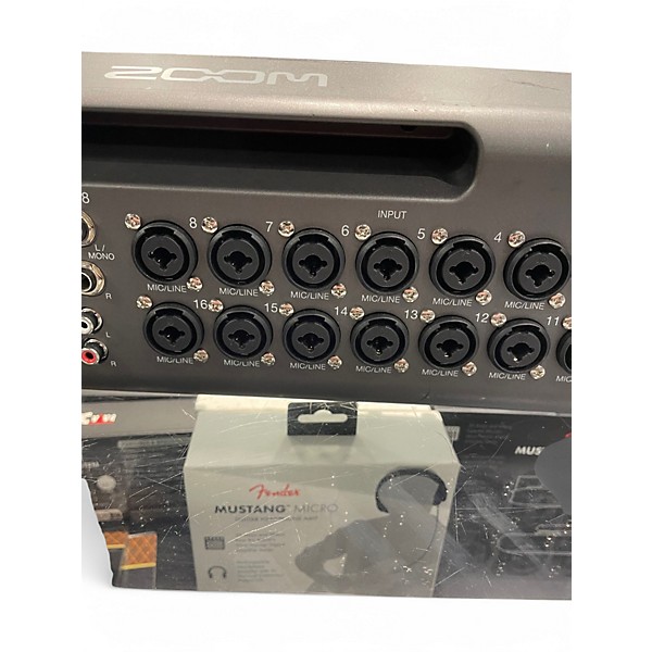 Used Zoom LiveTrak L-20R  Digital Mixer