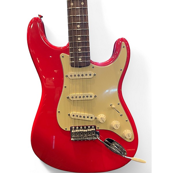 Used Fender Mark Knopfler Artist Series Signature Stratocaster Red Solid Body Electric Guitar