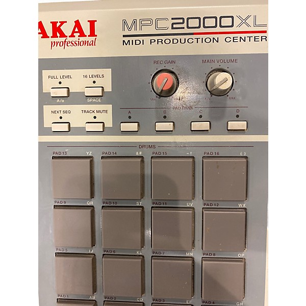 Used Akai Professional MPC 2000XL