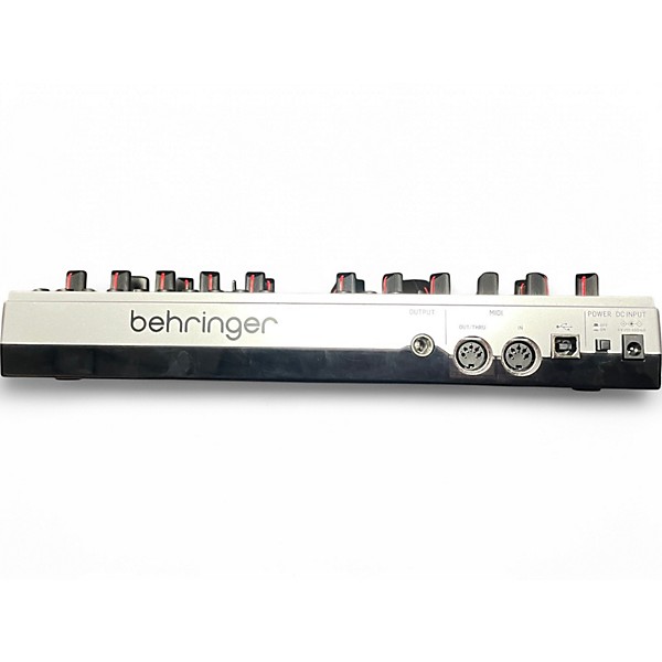 Used Behringer TD-3MD Synthesizer