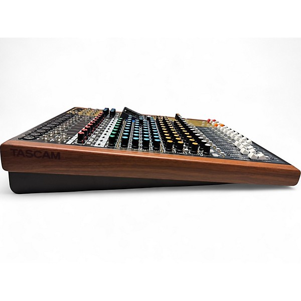 Used TASCAM MODEL 16 Unpowered Mixer