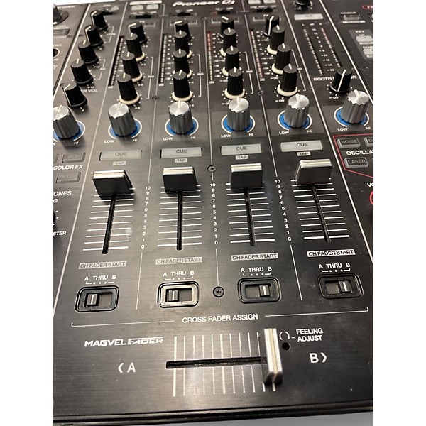 Used 2018 Pioneer DJ DDJSZ2 DJ Controller