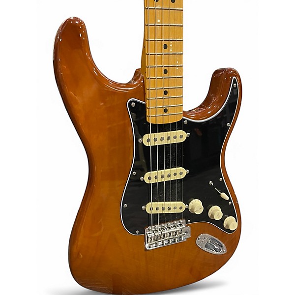 Used 2023 Fender 1970s American Vintage II Stratocaster MOCHA Solid Body Electric Guitar