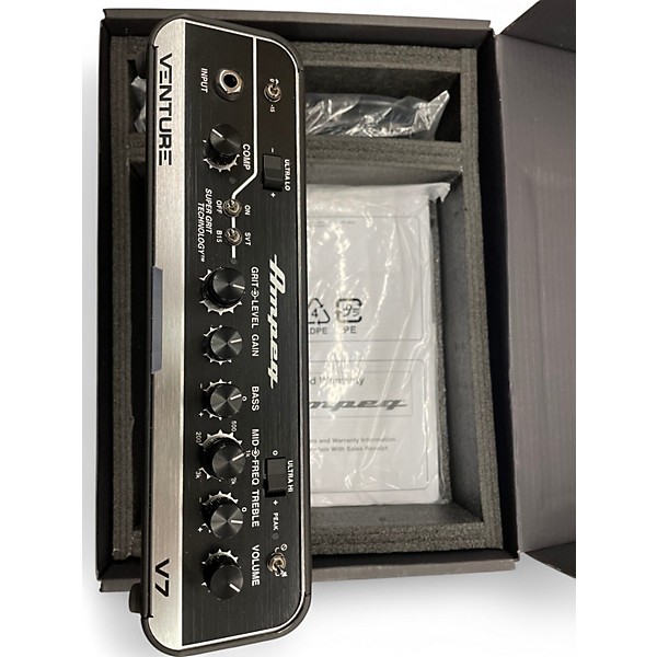 Used Ampeg Ampeg Venture V7 Bass Amp Head Bass Amp Head