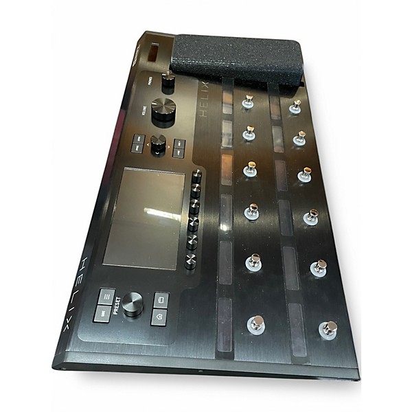 Used Line 6 HELIX Effect Processor