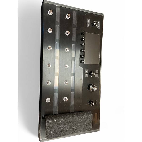 Used Line 6 HELIX Effect Processor