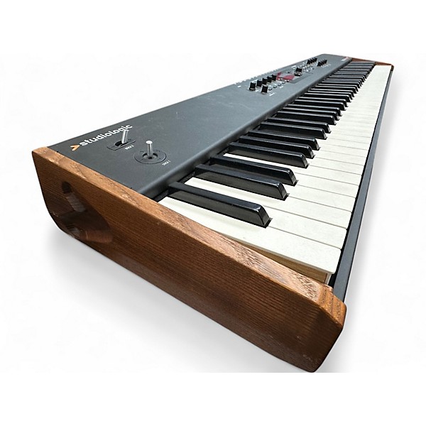 Used Studiologic Numa X Piano Gt Stage Piano