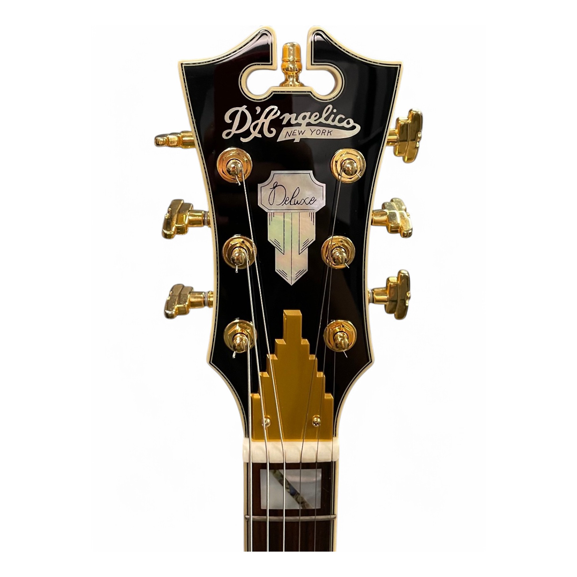 Used D'Angelico Deluxe Ludlow White Solid Body Electric
