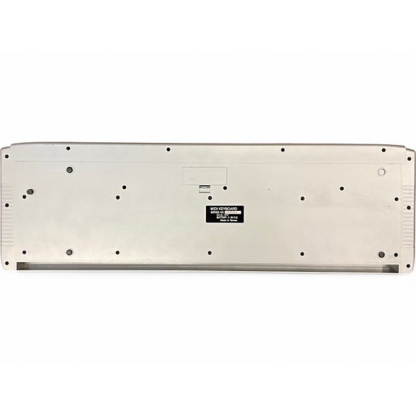 Used M-Audio Radium 49