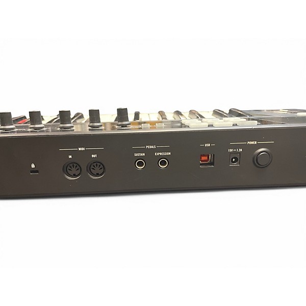 Used Native Instruments Komplete Kontrol S49 MIDI Controller